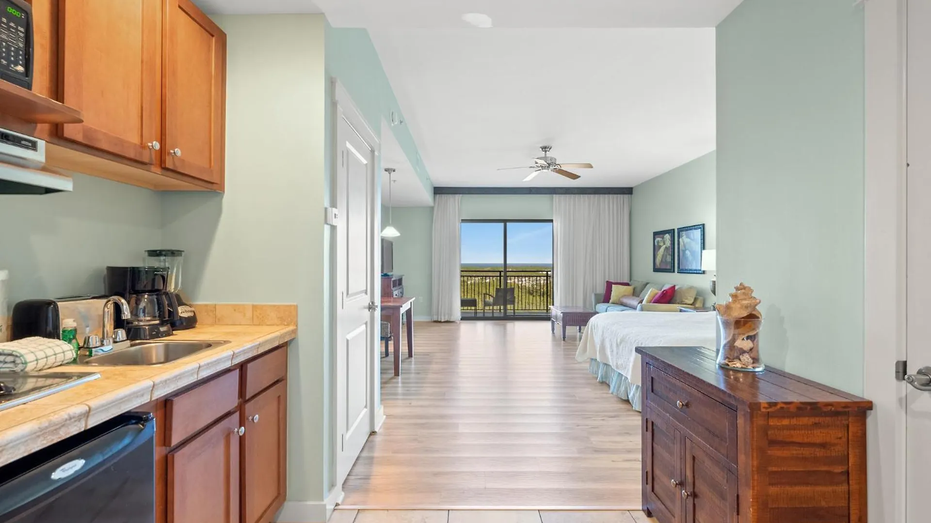 Daire Origin 1319 - Studio King - City View - Amazing Value By Beach Haven Vacation Rentals Panama City Beach ABD